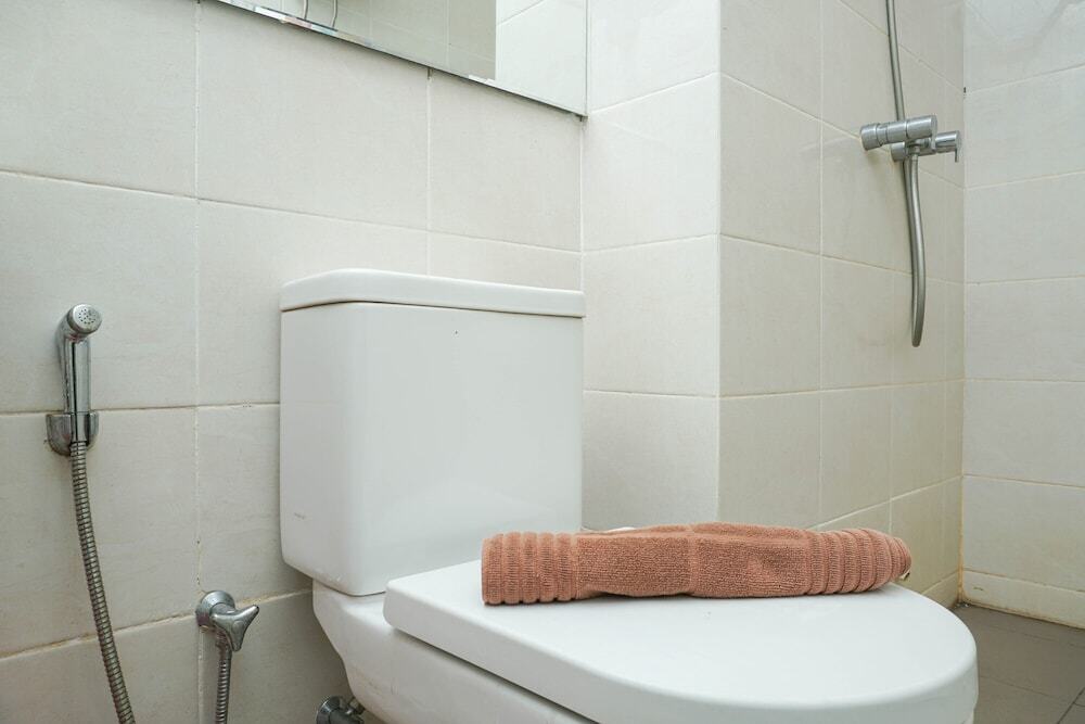 Джакарта: Comfortable 2BR at Condominium Green Bay Pluit Apartment