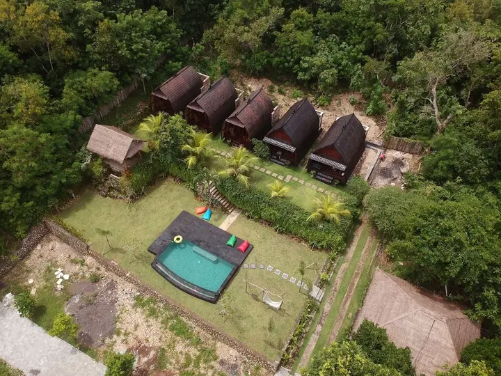 Пекату: Lumbung Wisesa Uluwatu
