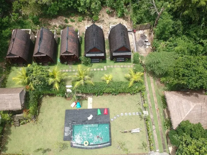 Пекату: Lumbung Wisesa Uluwatu