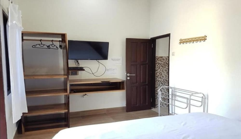 Матарам: Tamu Lombok