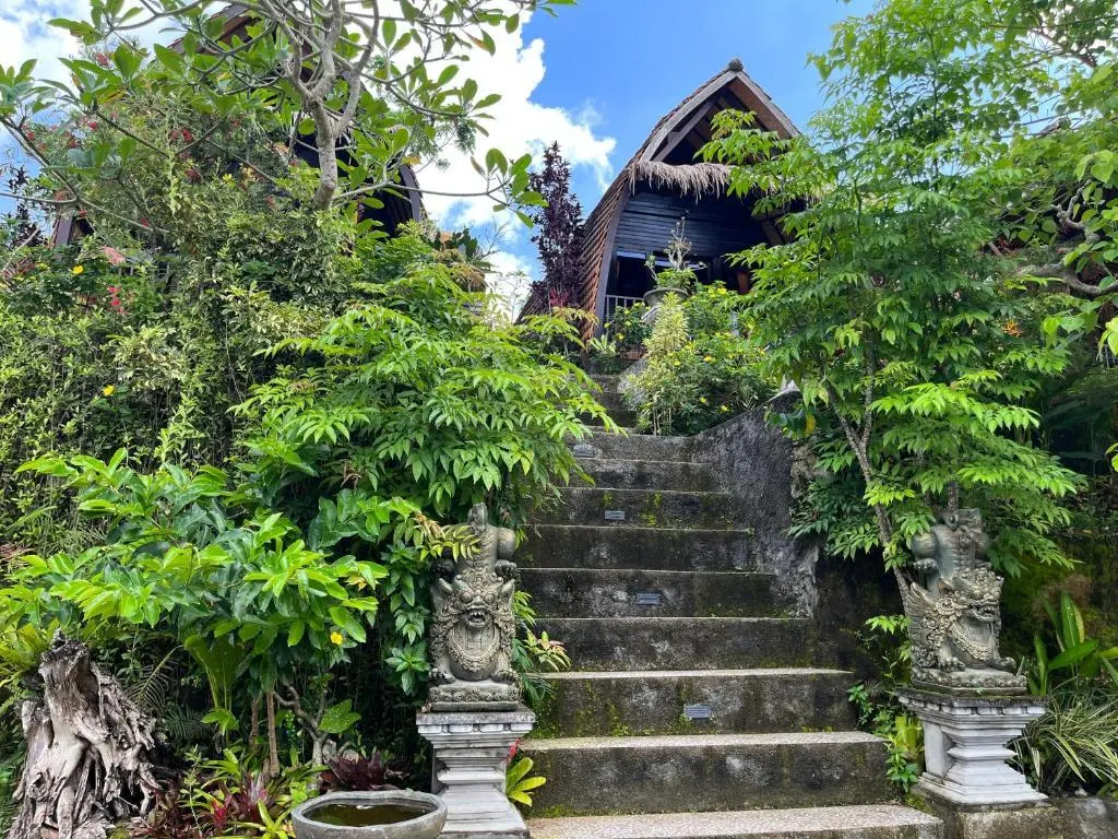 Пенида: Holy Hills Bungalow Nusa Penida