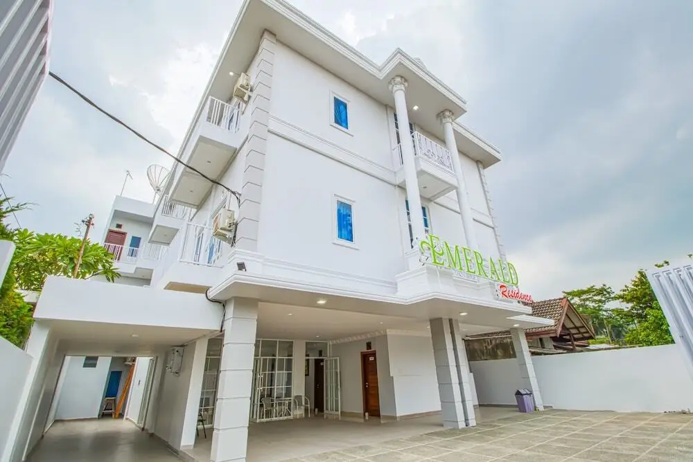Emerald Residence — фото 1