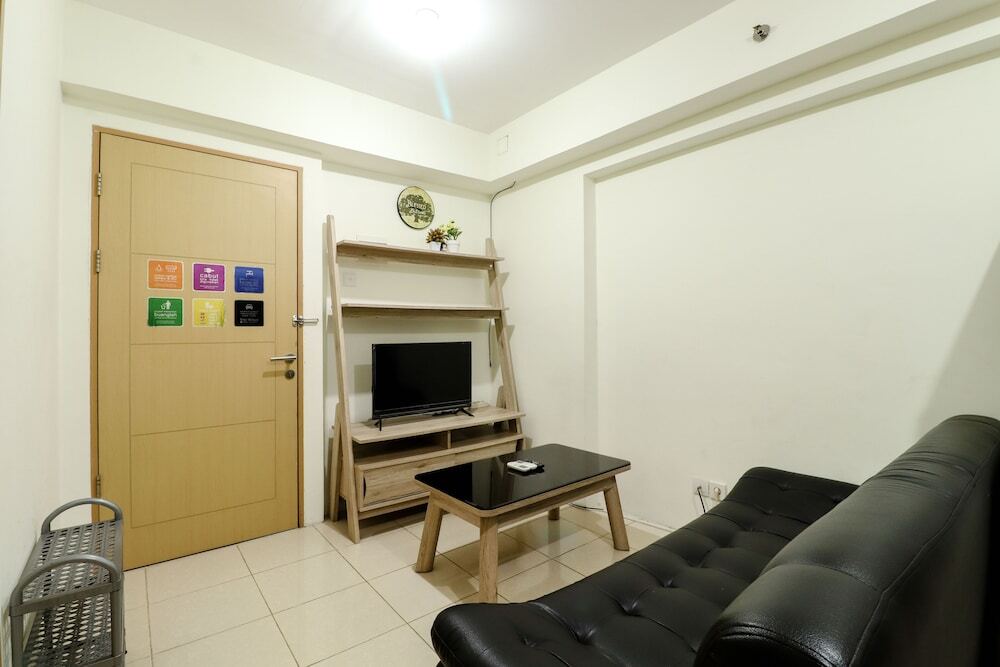 Сурабая: Educity Apartment Surabaya