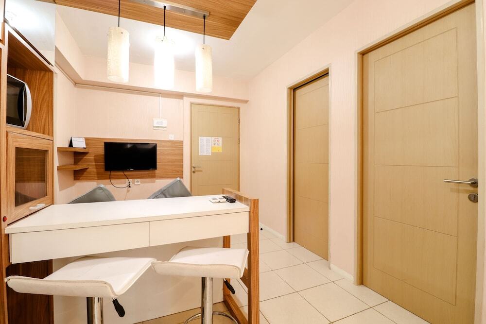 Сурабая: Educity Apartment Surabaya