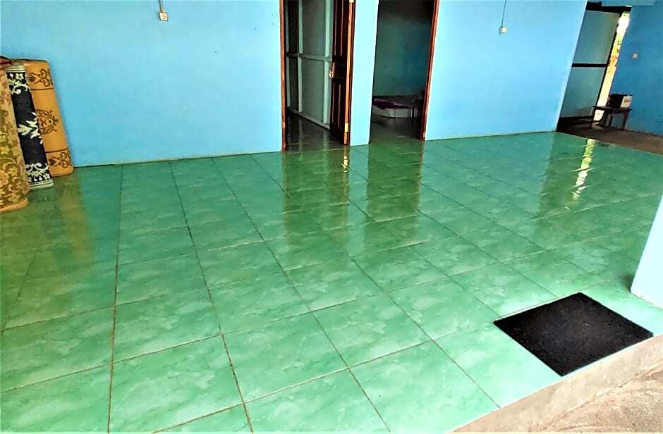Батуретно: Homestay Mbak Nur