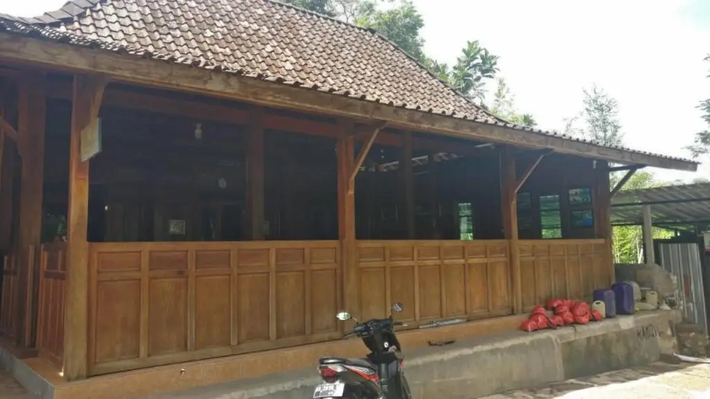 Батуретно: Homestay Joyo