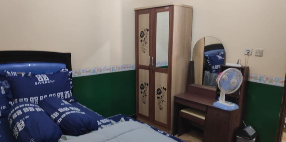 Батуретно: Homestay Hanum