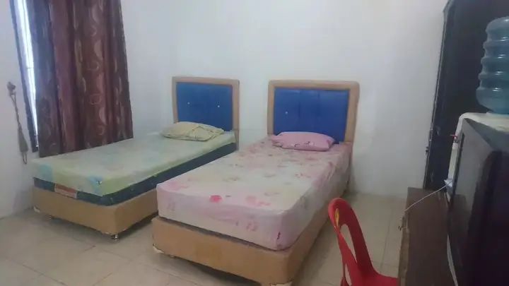 Медан: Rumah Singgah Keluarga