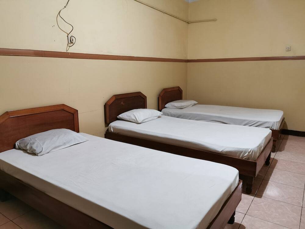 Бекаси: Hotel Al Hakim Syariah
