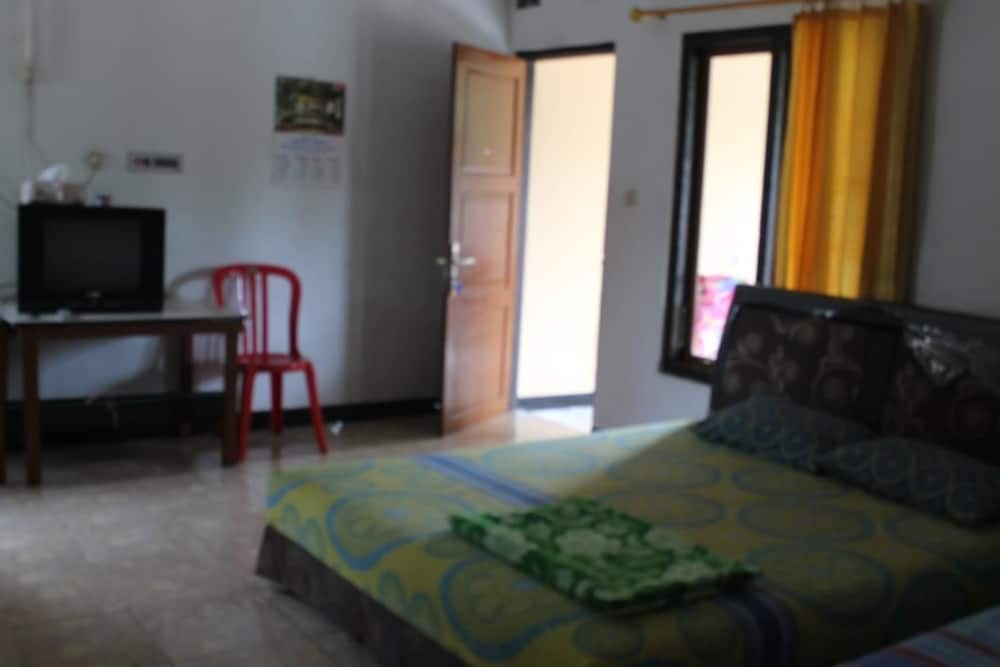 Боробудур: Homestay Rivalia
