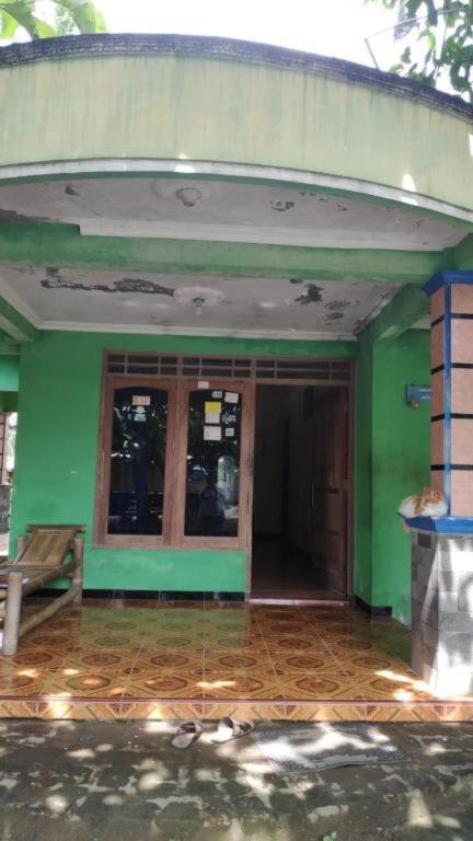 Батуретно: Abimanyu Homestay