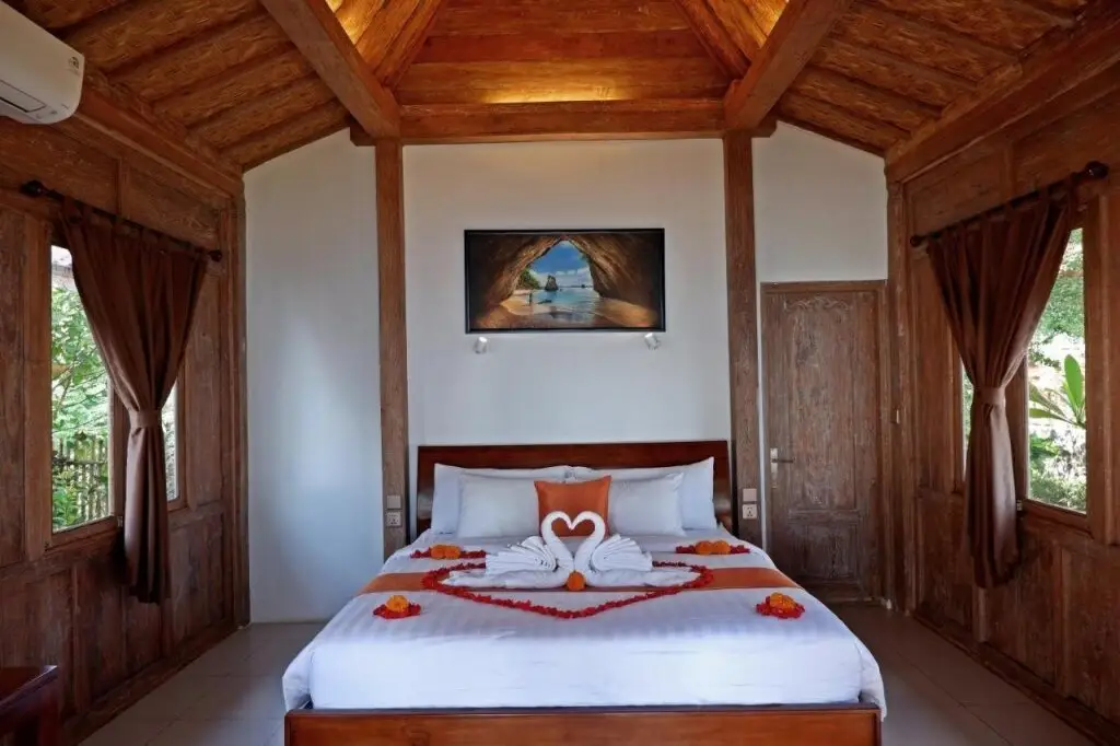 Пенида: Blue Harbor Beachfront Villas & Resto