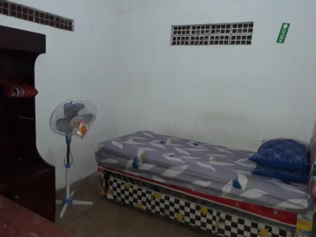 Сурабая: Homestay Mas Arjuna - Female Only