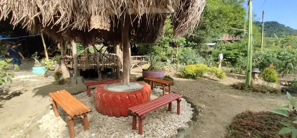 Джокьякарта: Taman Nggirli Camping & Play Ground