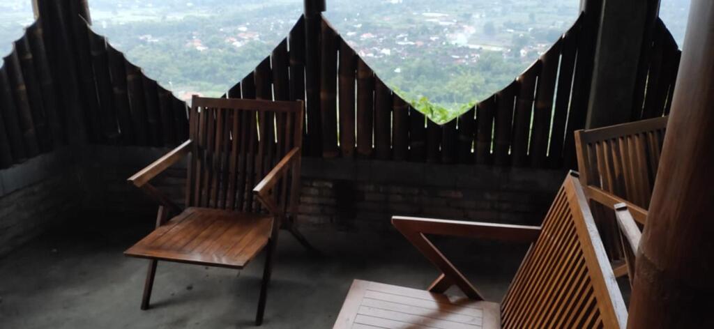 Батуретно: Bukit Tompak Cottage