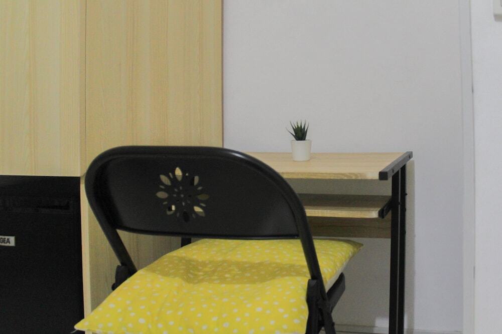 Тангеранг: Stylish and Posh Studio Aeropolis Apartment