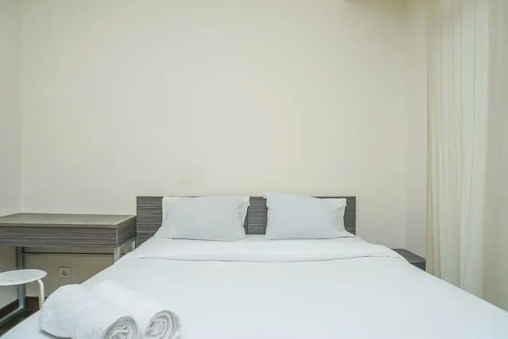 Джакарта: Good Location @ Studio Puri Orchard Apartment