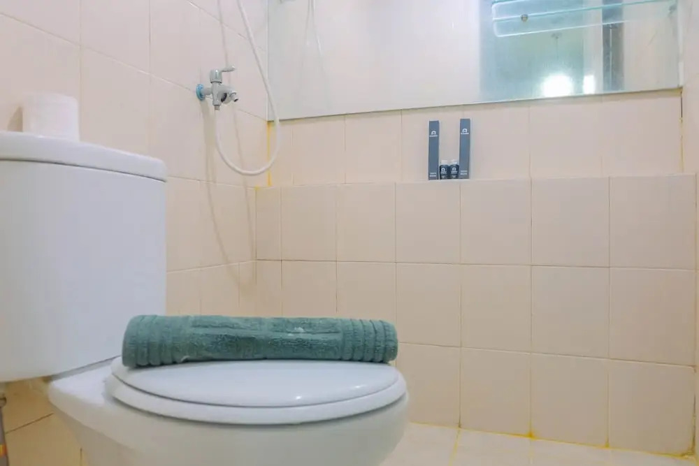 Джакарта: Comfortable 2BR @ Green Palace Kalibata City Apartment