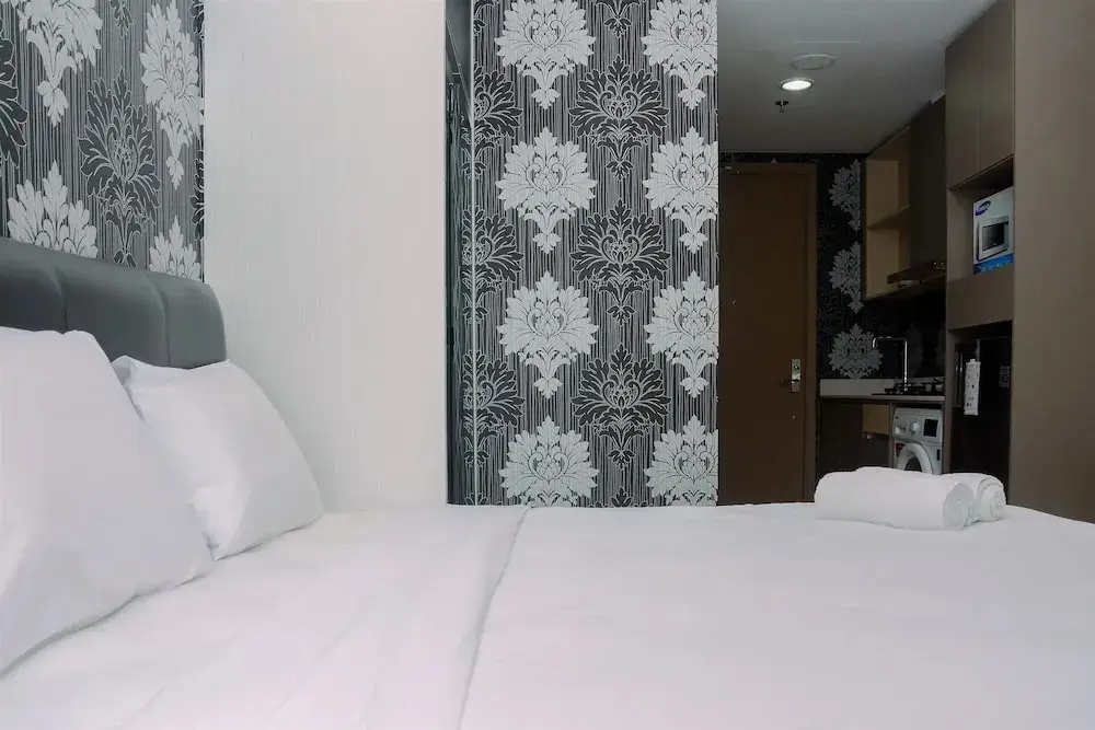 Джакарта: Best Price Studio Apartment at Gold Coast
