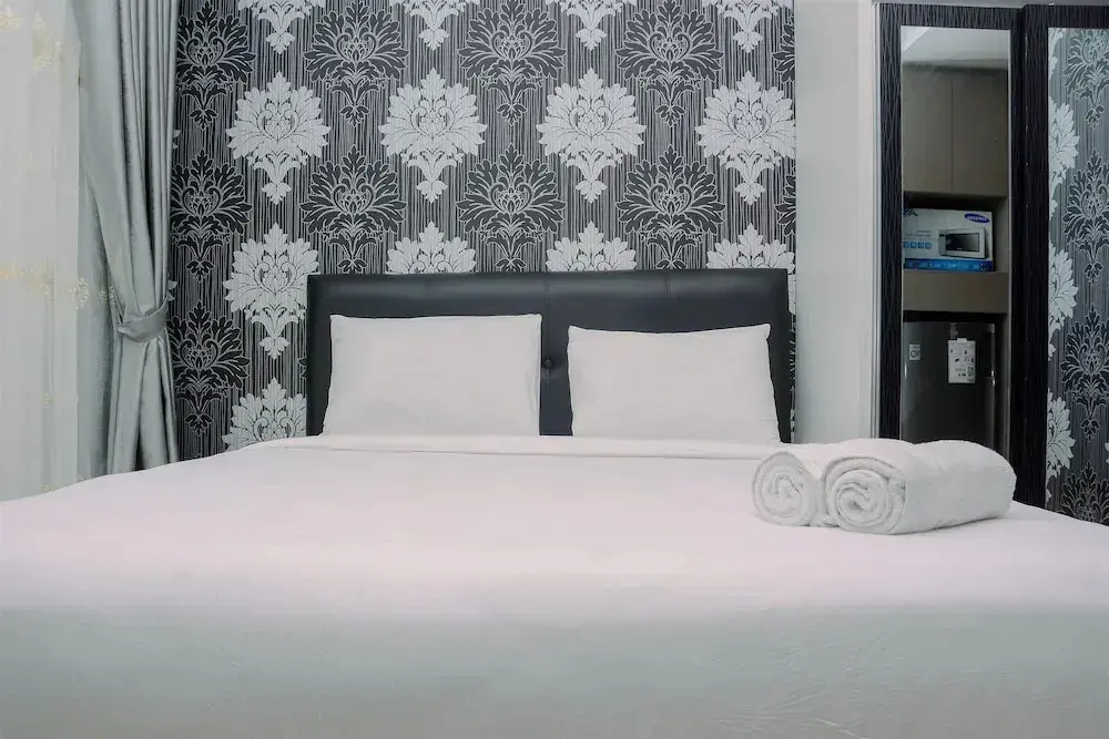 Джакарта: Best Price Studio Apartment at Gold Coast