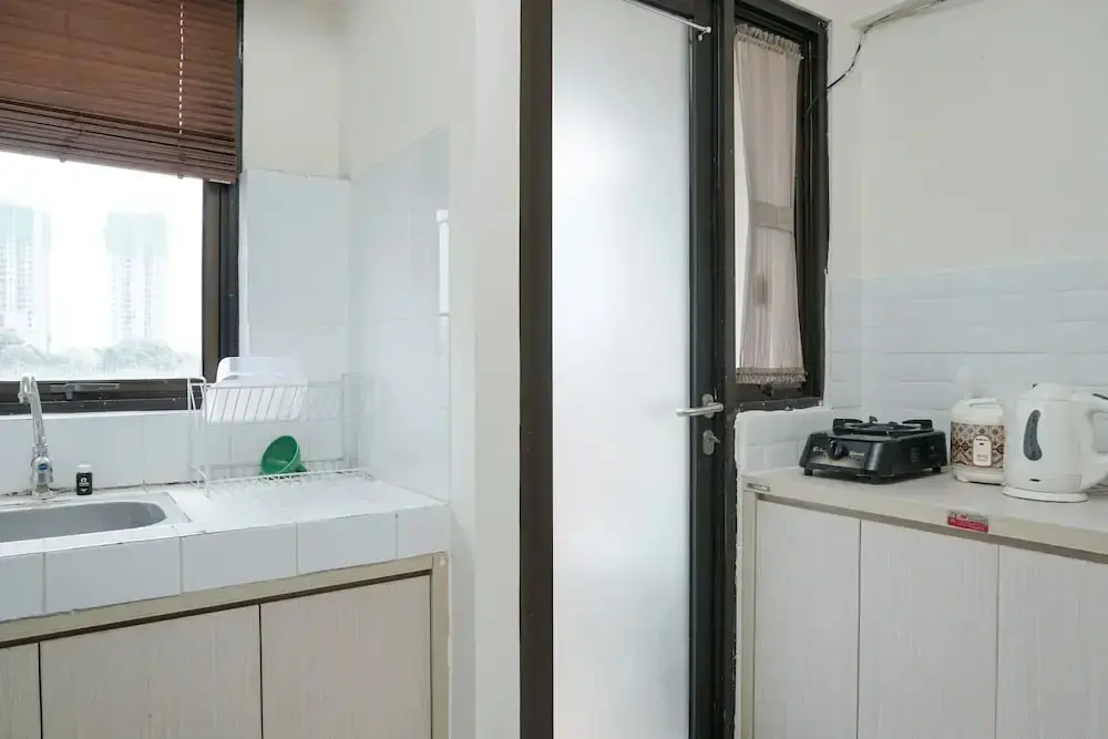 Джакарта: Comfortable and Homey Studio Apartment at Kebagusan City