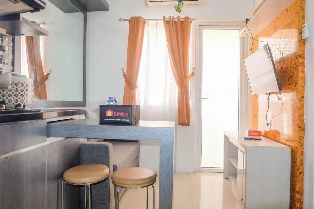 Джакарта: Warm and Cozy 2BR Green Pramuka Apartment near Mall
