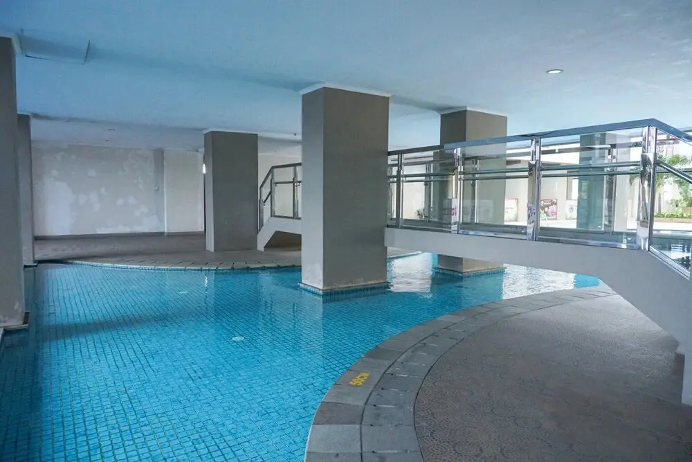 Джакарта: Fully Furnished Studio at Green Park View Apartment