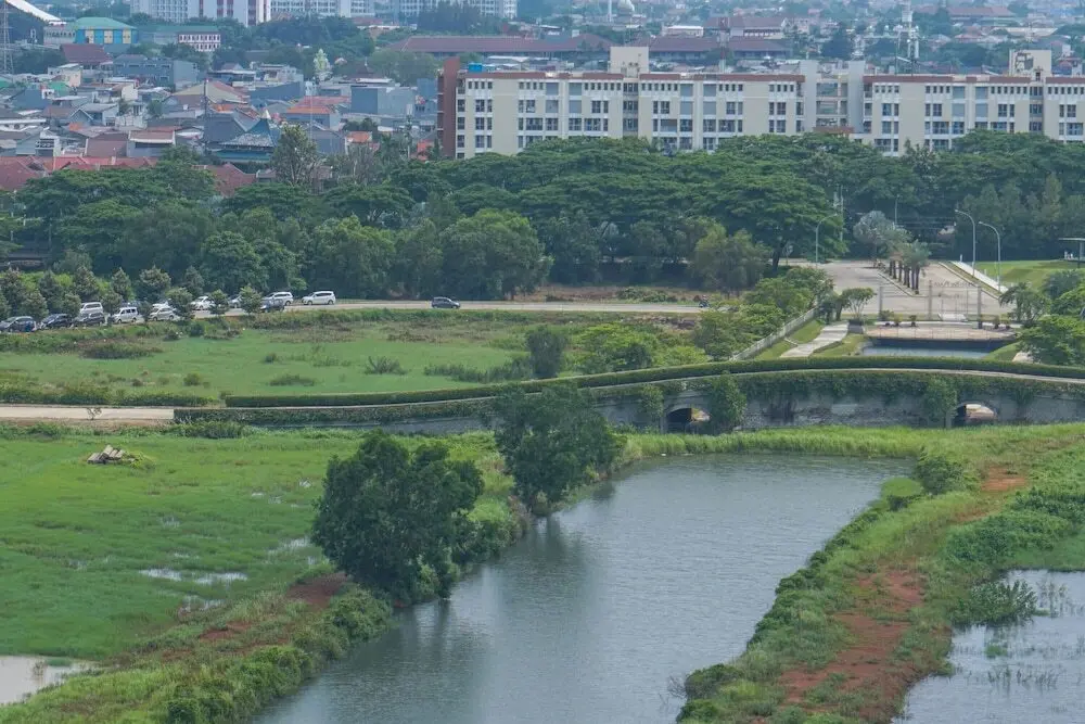 Джакарта: Fully Furnished Studio at Green Park View Apartment
