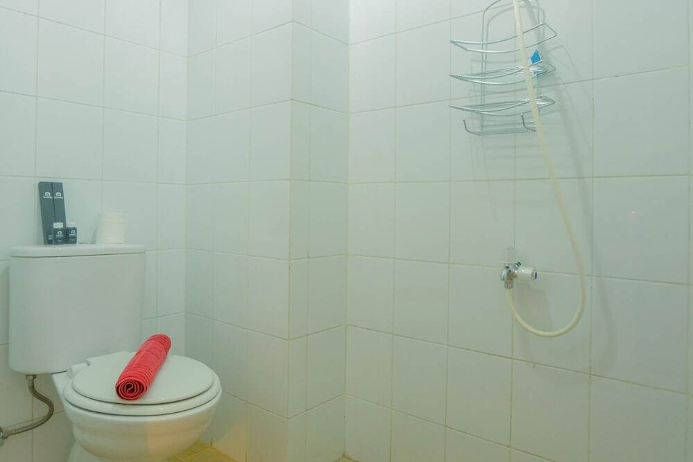Читарингул: New Furnished Studio Apartment at Gunung Putri Square