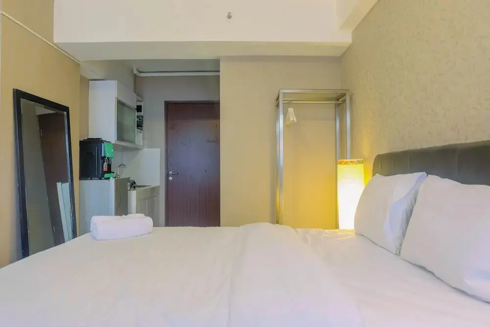 Читарингул: New Furnished Studio Apartment at Gunung Putri Square