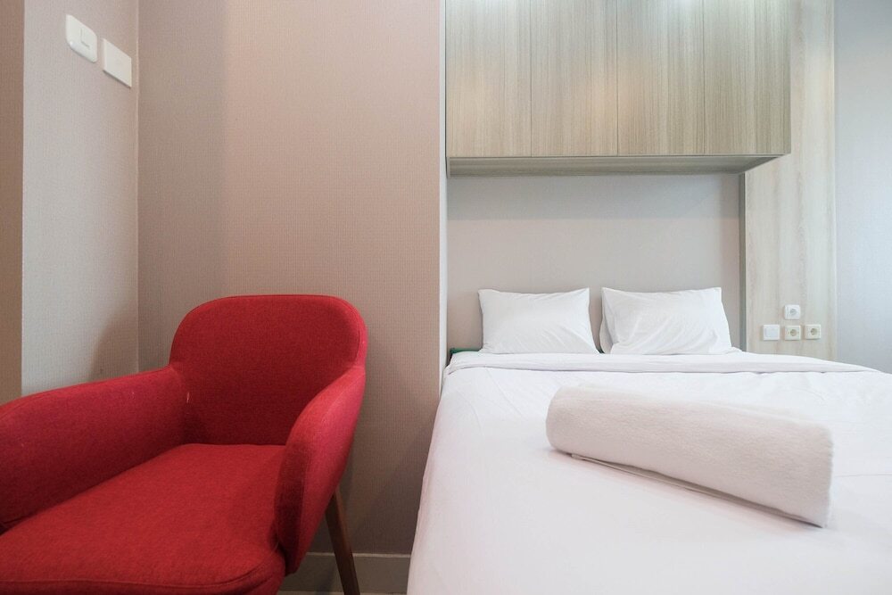 Бекаси: Modern Studio at Grand Kamala Lagoon Apartment