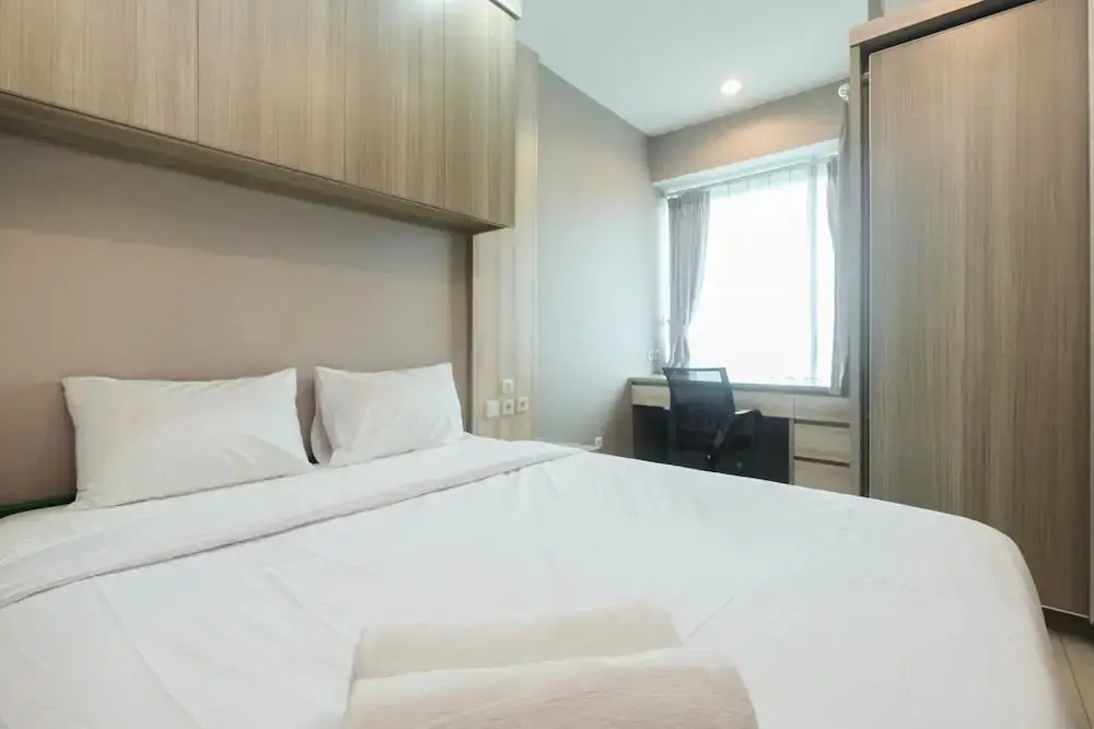 Бекаси: Modern Studio at Grand Kamala Lagoon Apartment