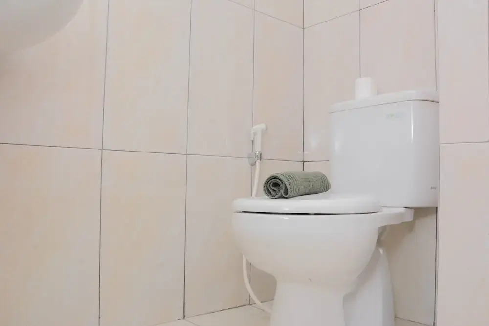 Бекаси: Pleasant and Modern Studio Grand Kamala Lagoon Apartment