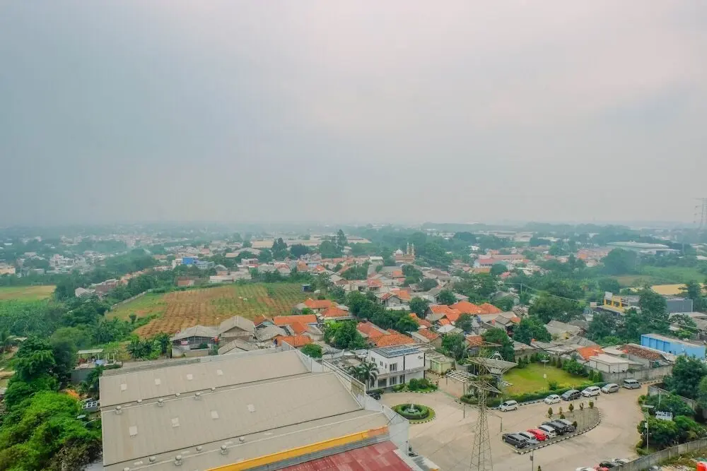 Читарингул: Best Price Studio Apartment at Gunung Putri Square