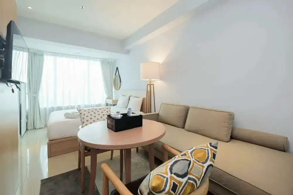 Бекаси: Modern and Spacious Studio Grand Kamala Lagoon Apartment