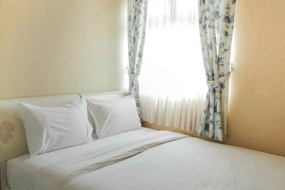 Джакарта: Simply Cozy 2BR Green Pramuka Apartment