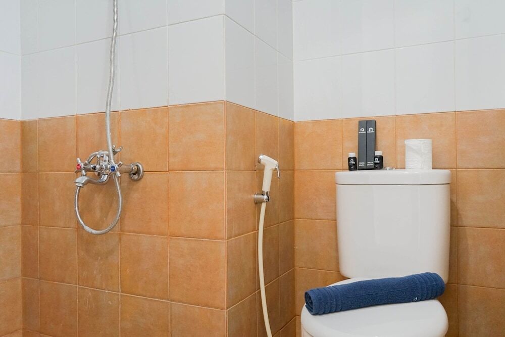 Джакарта: Great Choice 2BR at Green Pramuka Apartment