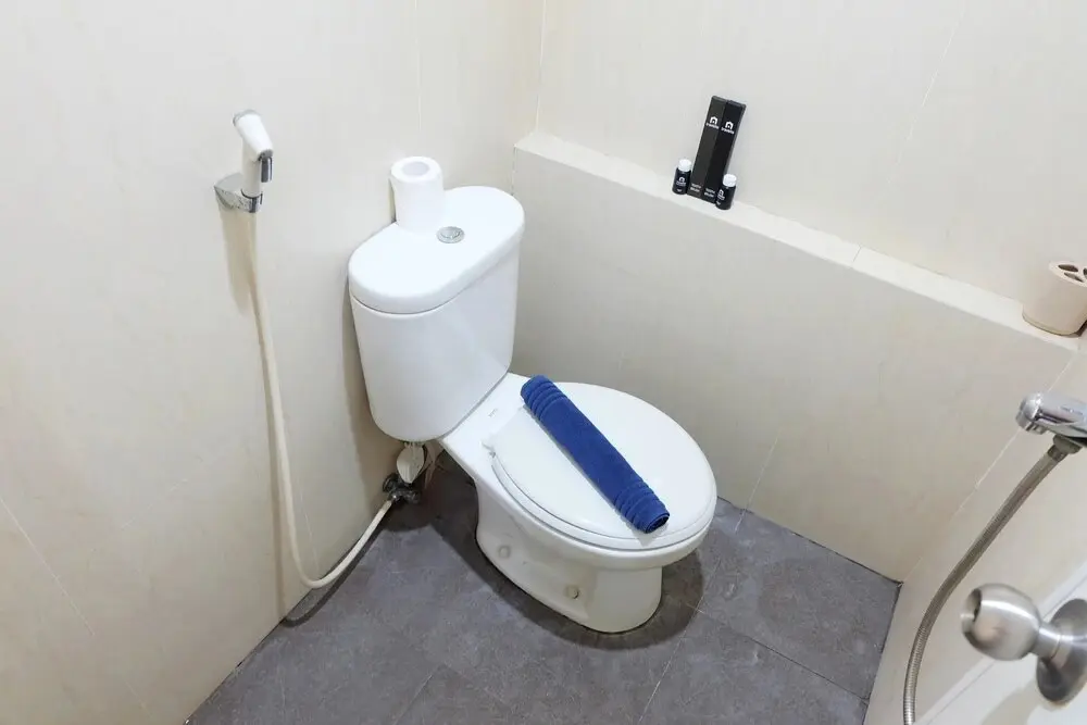 Джакарта: Comfy 2BR Apartment at Green Pramuka City