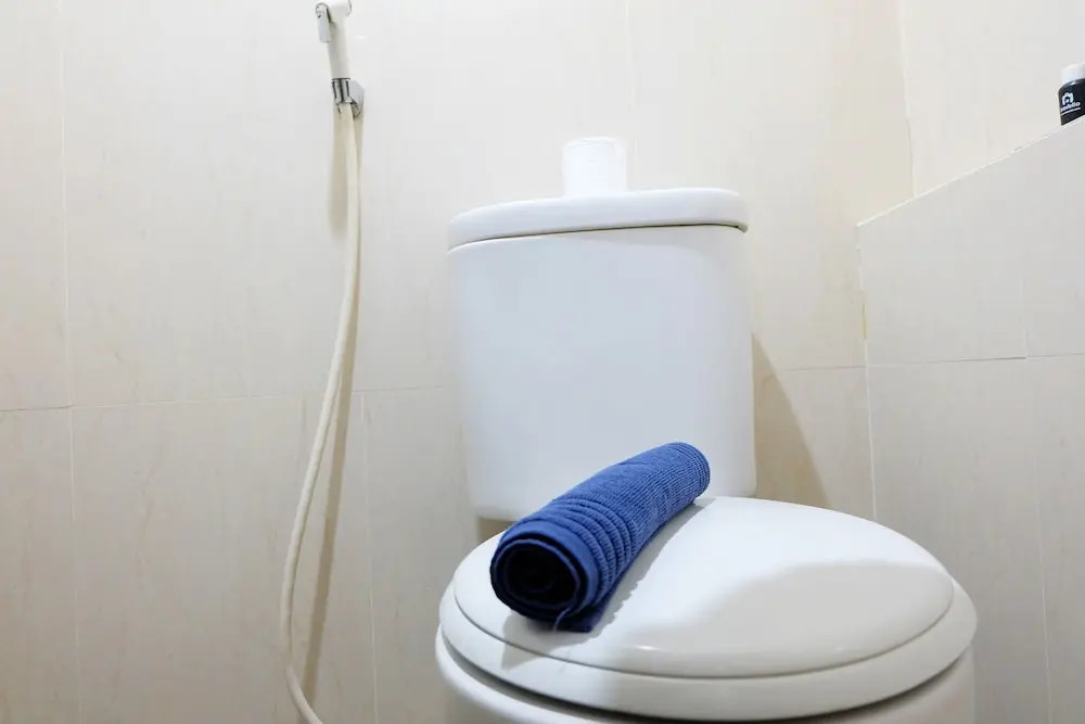 Джакарта: Comfy 2BR Apartment at Green Pramuka City