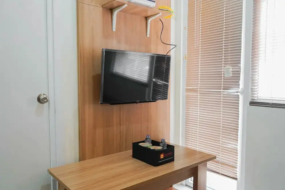 Modern with City View 2BR at Green Pramuka Apartment — фото 1