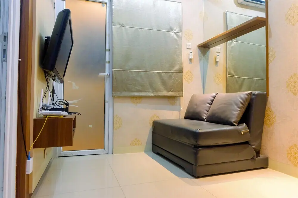 Джакарта: 2BR with Mall Access at Green Pramuka Apartment