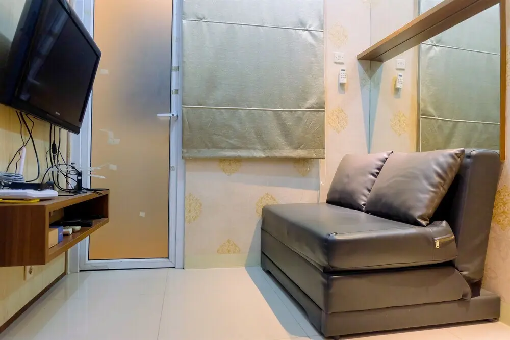 Джакарта: 2BR with Mall Access at Green Pramuka Apartment