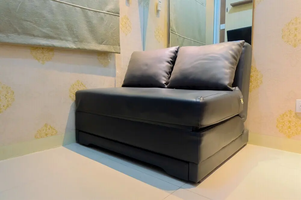 Джакарта: 2BR with Mall Access at Green Pramuka Apartment