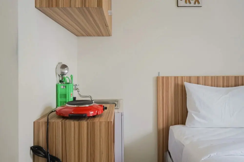 Джакарта: Cozy Studio Green Pramuka Apartment next to Mall