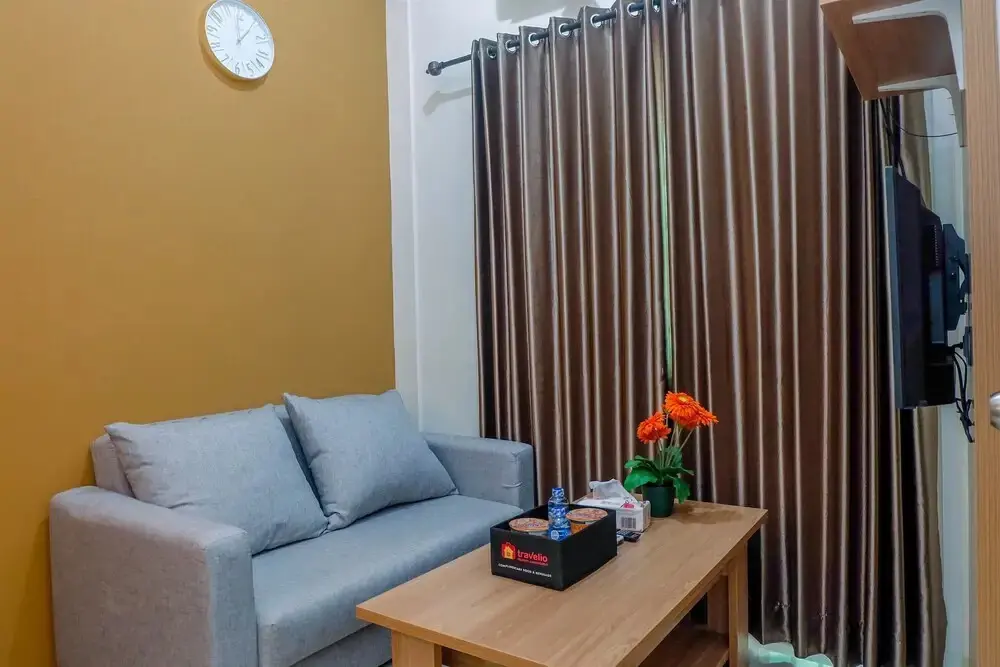 Джакарта: Connected to Mall 2BR Apartment at Green Pramuka City