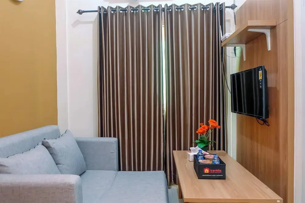 Джакарта: Connected to Mall 2BR Apartment at Green Pramuka City