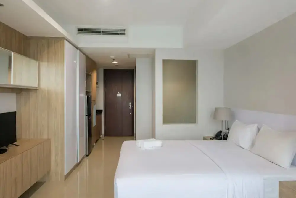 Тангеранг: Studio Apartment with Mall Access at U Residence