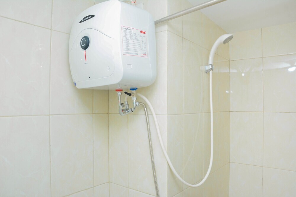 Бекаси: Cozy 2BR at Springlake Summarecon Bekasi Apartment