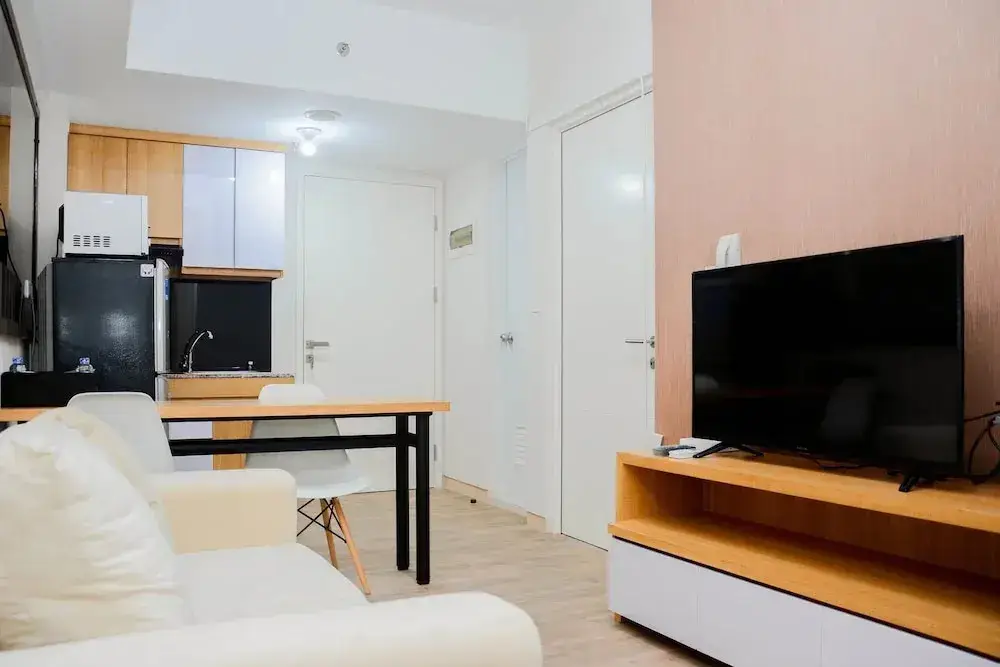 Бекаси: Cozy 2BR at Springlake Summarecon Bekasi Apartment