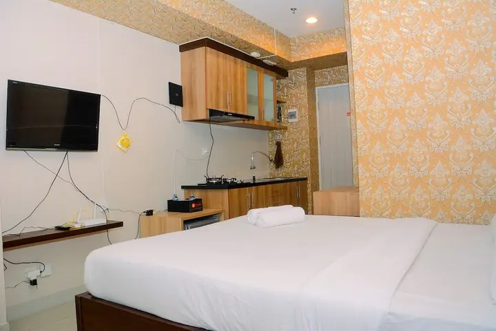 Бекаси: Cozy and Modern Studio at Grand Kamala Lagoon Apartment